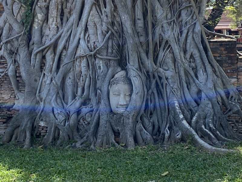  Wat Pra Mahatthat - Ayutthaya Travel Guide
