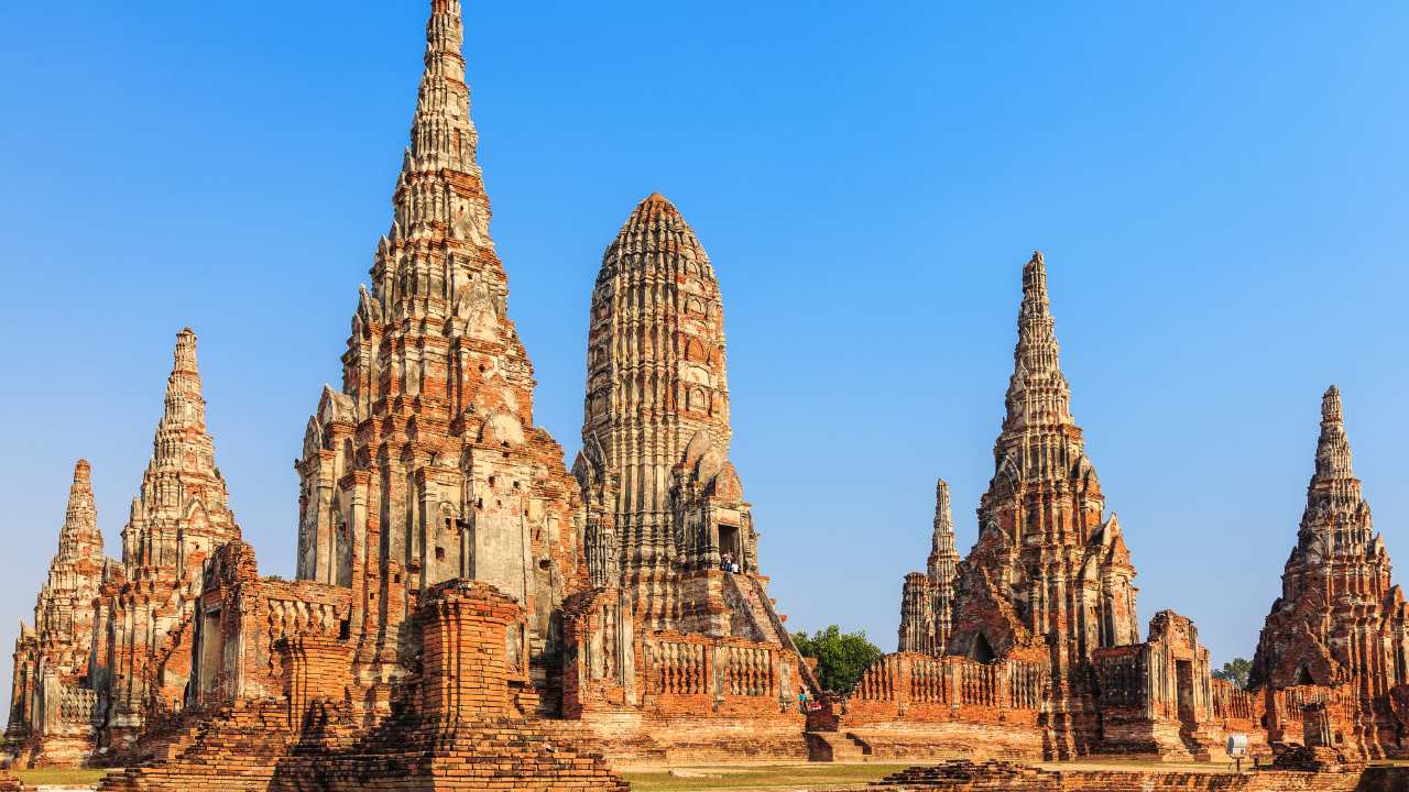 You are currently viewing Ayutthaya Travel Guide: The Perfect Day Trip from Bangkok