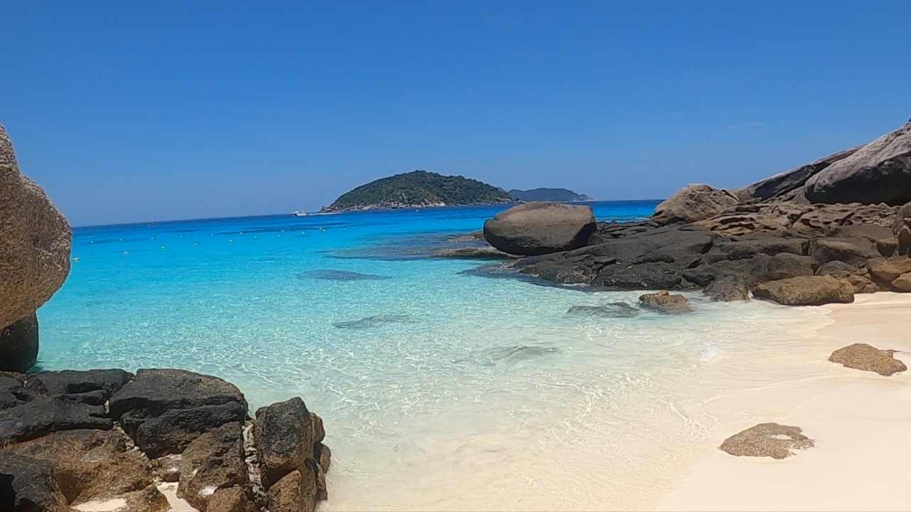 Read more about the article The Similan Islands | 11 of the Most Beautiful Islands in Thailand