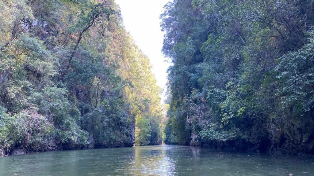 The peaceful waters of Ao Thalane canyon