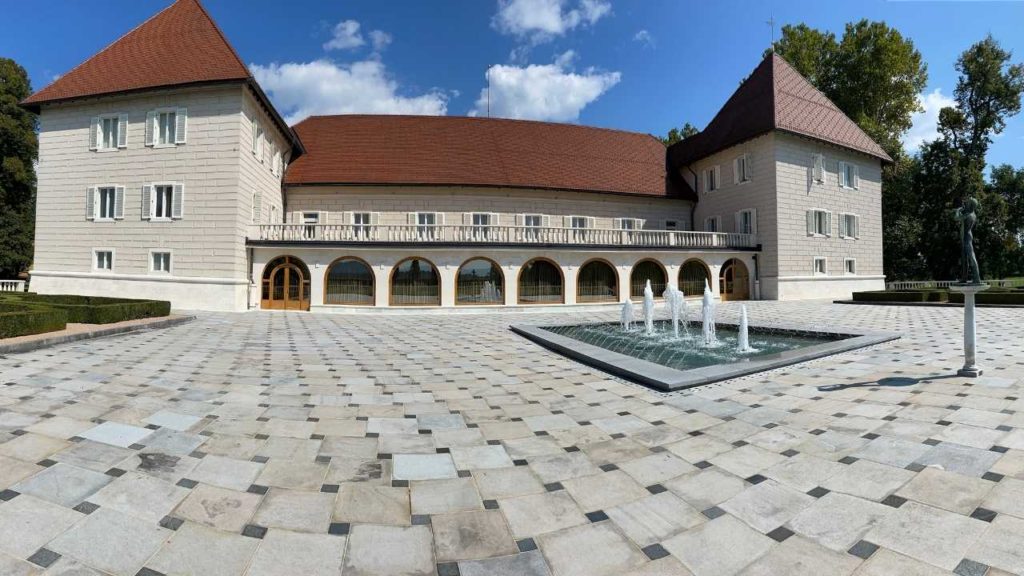 10 beautiful sights in Kranj and Skopja Loka. Brdo Castle.