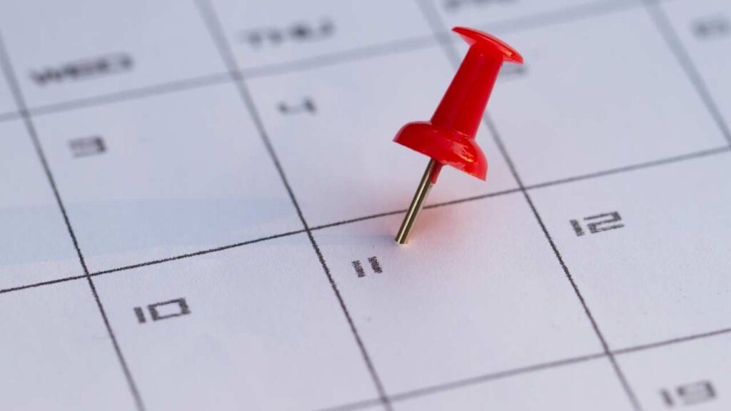 Pin in calendar-How to Plan a Trip