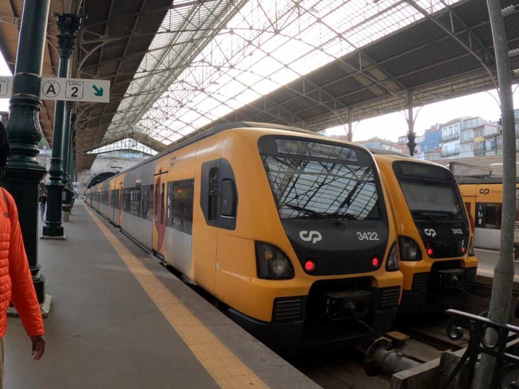 Yellow trains in Porto Portugal - How to get from Porto to Aveiro