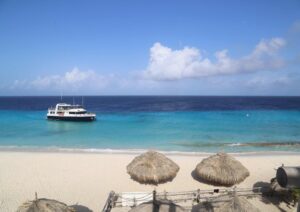 Read more about the article Where to Stay in Curaçao: The Best Areas & Hotels for Every Travel Style